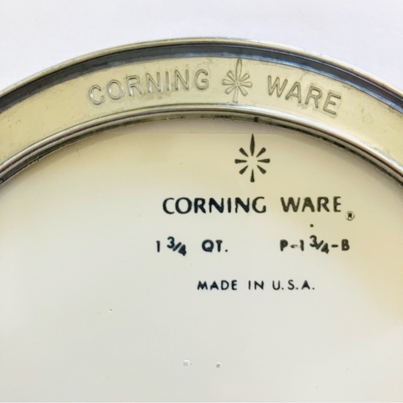 Corningware Set: Casserole, Cradle & Pyrex glass cover - Picture 8 of 9